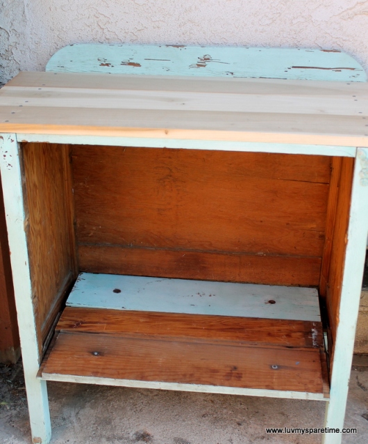 DIY Rustic Potting Bench Plans workbench corner plans Plans
